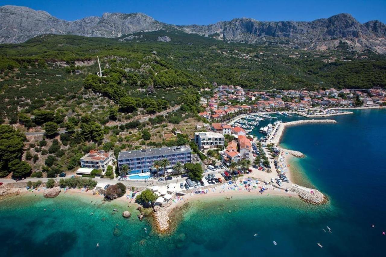 Hotel Sirena Подгора Екстер'єр фото
