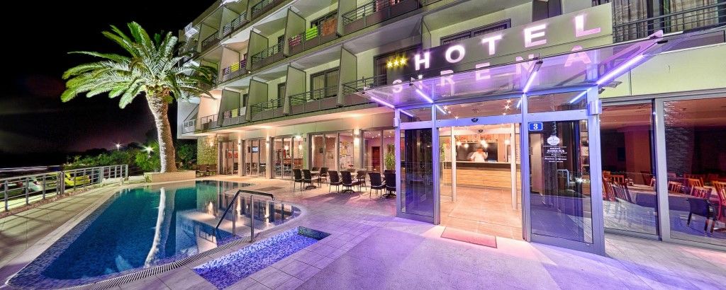 Hotel Sirena Подгора Екстер'єр фото